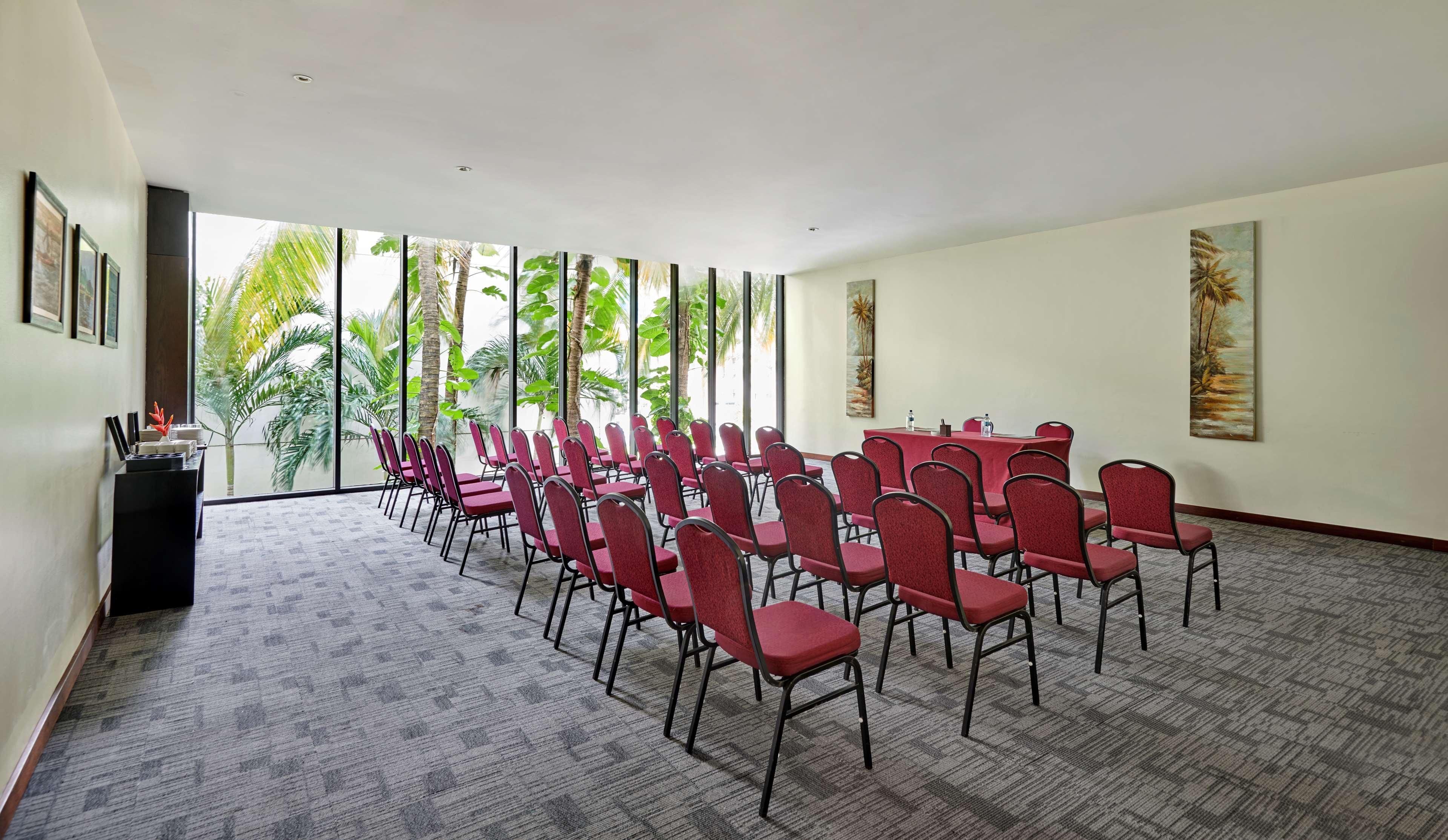 Hotel Hyatt Regency Dar es Salaam, The Kilimanjaro Exterior foto
